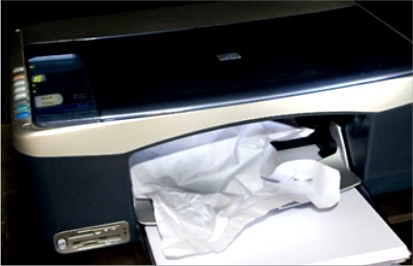 A sua impressora está com papel preso?
